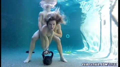 лен порно - порно 365 сняли в бассейне под водой секс